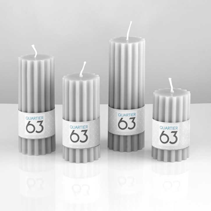 Stumpenkerzen Set gerillt Farbe: hellgrau VE 4 Kerzen/Packung